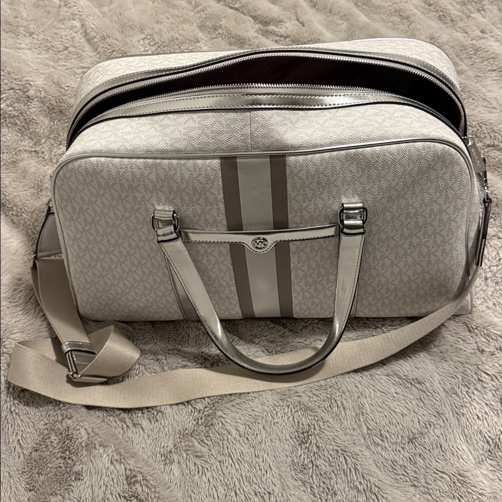 Michael Kors Bowler Bag